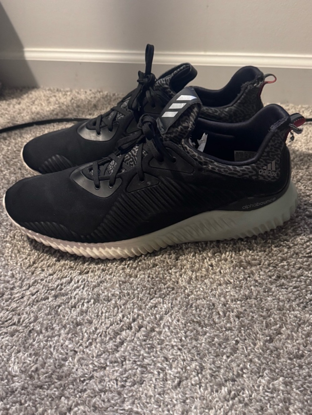 Adidas Alphabounce